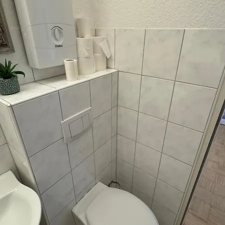 Monteur- & Messezimmer In Privat bolig *