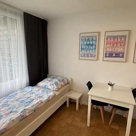 Privat bolig Monteur- & Messezimmer In Ratingen